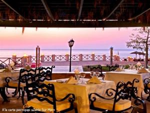 Hilton Waterfalls 5*