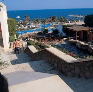 Hilton Waterfalls 5*