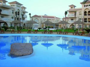 Tropicana Azure Club	4*
