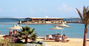 Desert Rose Resort 5*