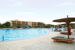Desert Rose Resort 5*