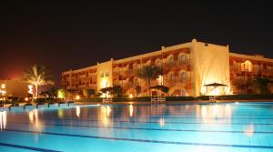 Desert Rose Resort 5*