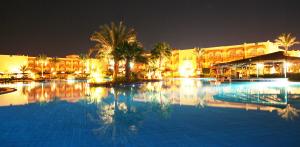 Desert Rose Resort 5*