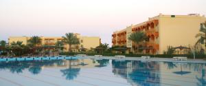 Desert Rose Resort 5*