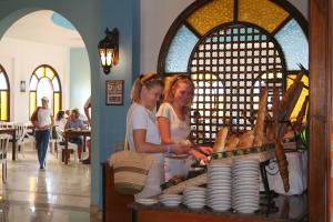 Desert Rose Resort 5*