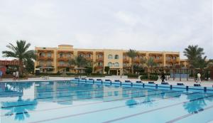 Desert Rose Resort 5*