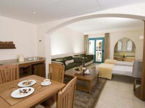 Sunrise Garden Beach Resort (Select)	5*