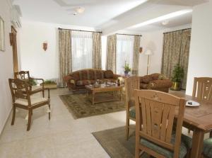 Sunrise Garden Beach Resort (Select)	5*