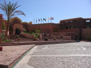 Zouara	3*